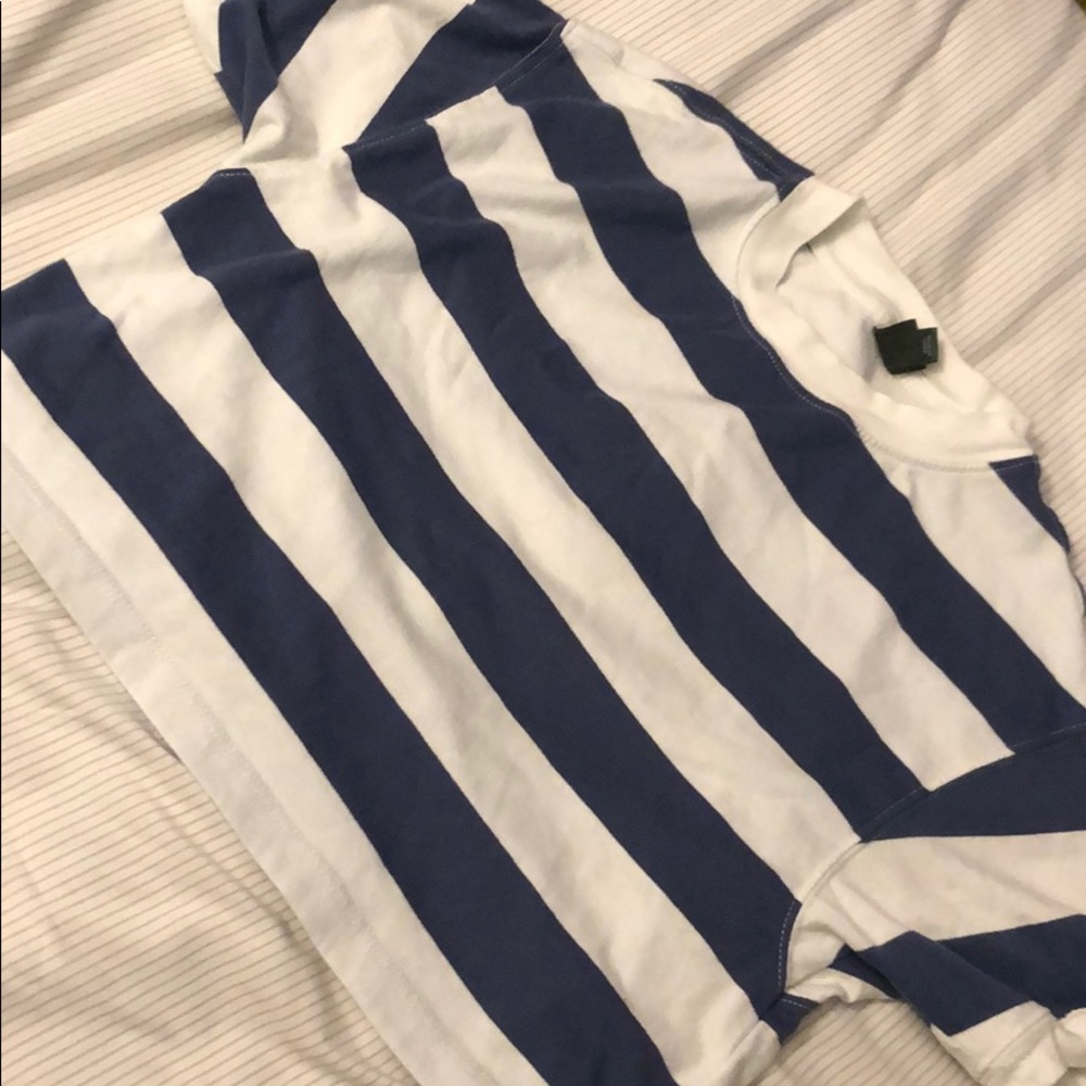 Striped blue and white crop top